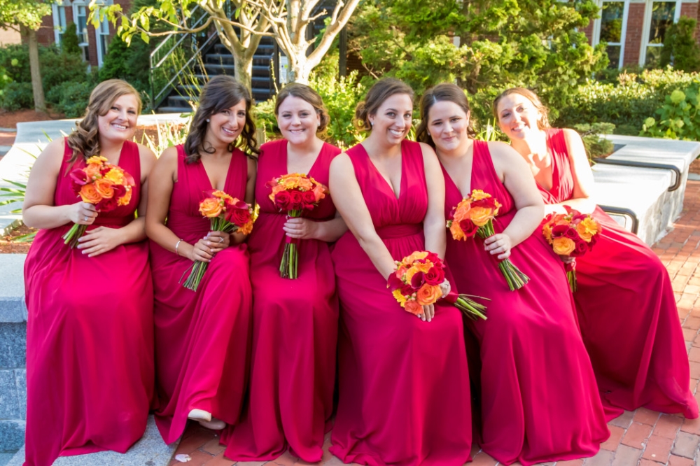Orange, purple, and burgundy colors for a wedding 