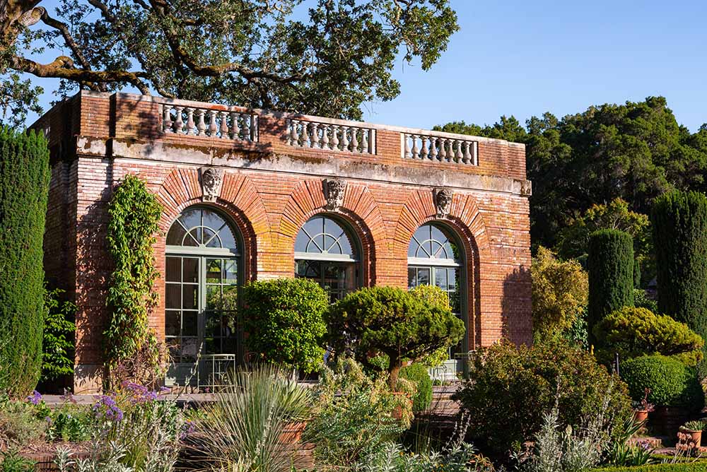 charming garden venue in the bay area