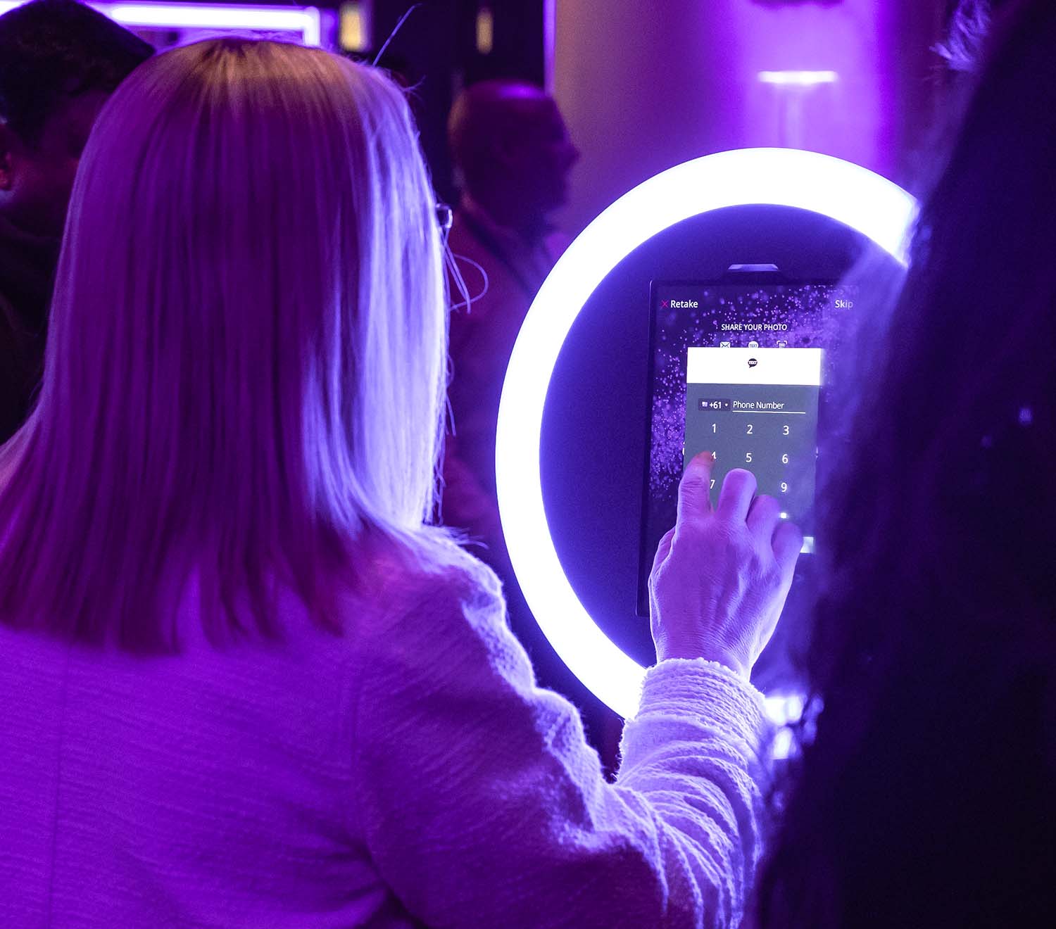 soluna ai booth sharing